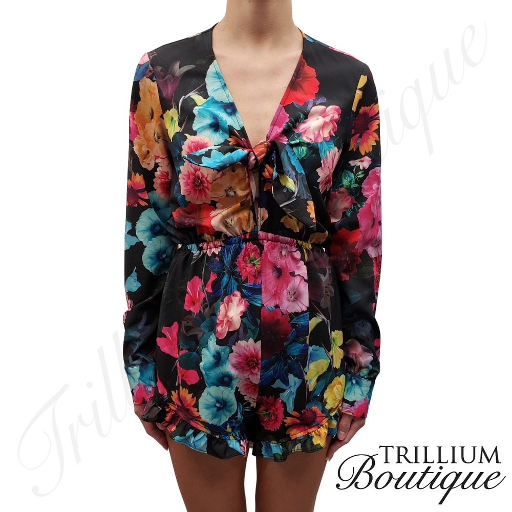 BEBE Women's Floral Colorful Vibrant Tie Front Romper XS/TP EUC Spring Summer - Picture 2 of 11
